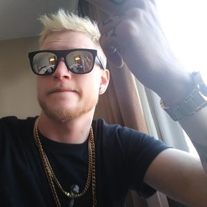 Meet your Posher, Zane